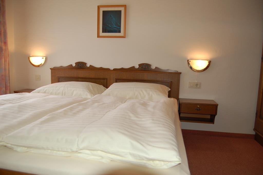 Landhaus St. Rupert Bad Hofgastein Zimmer foto